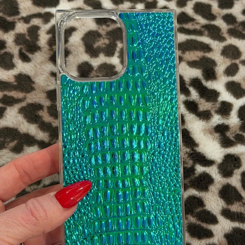 FLAUNT SQUARE® Green Iridescent Crocodile Faux Leather iPhone 14 Pro Max Case